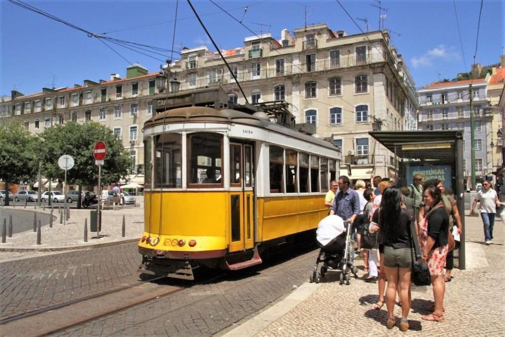 Апартаменти Mm3 Baixa Rossio Castle View! Лісабон Екстер'єр фото