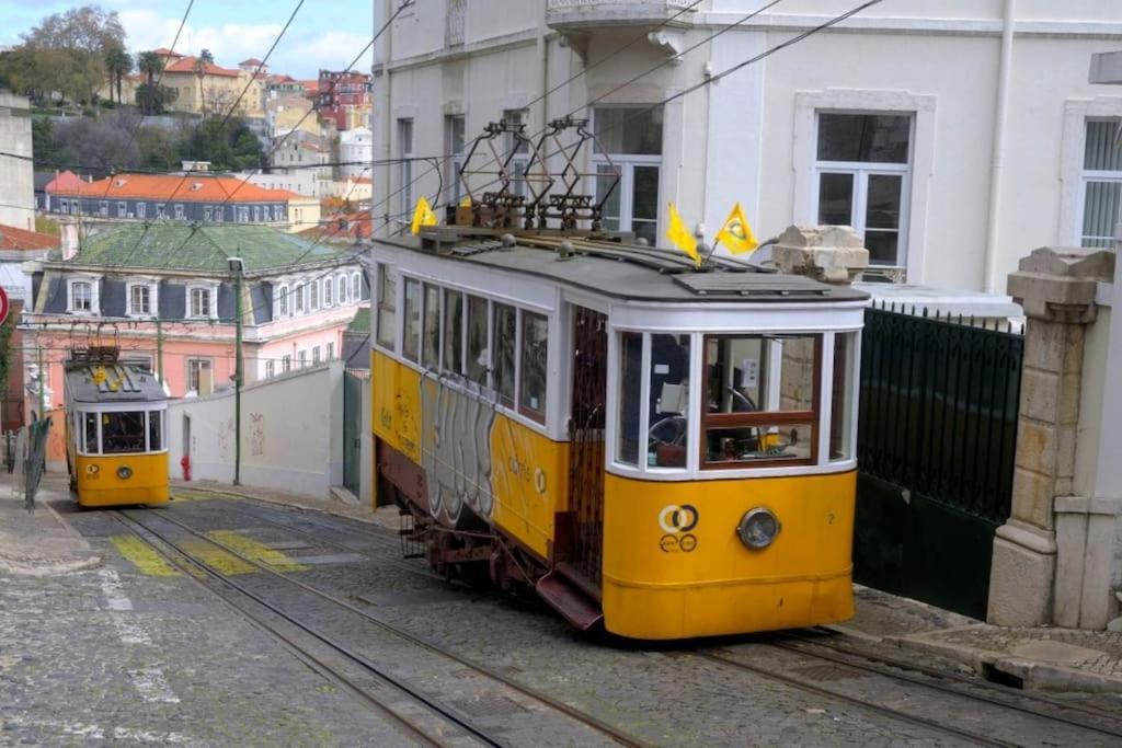 Апартаменти Mm3 Baixa Rossio Castle View! Лісабон Екстер'єр фото